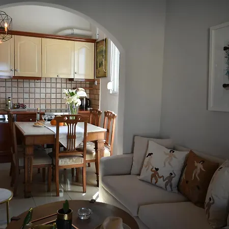 Diotima - Astonishing Seaview Apartman *