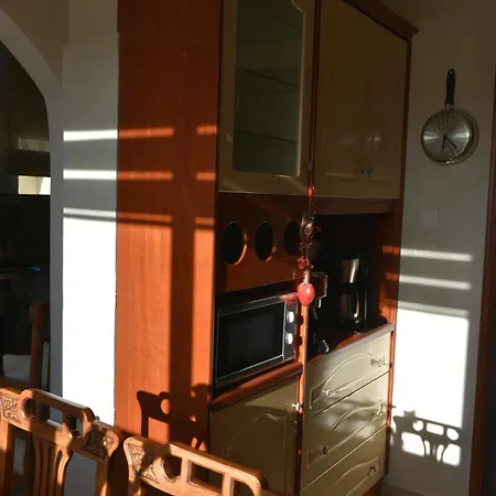 Diotima - Astonishing Seaview *